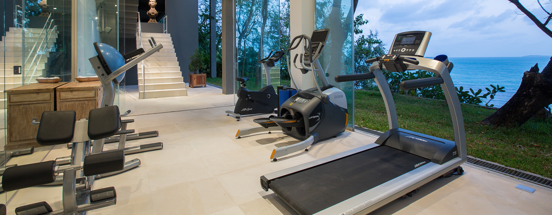 Element of 8 - Relaxing massage